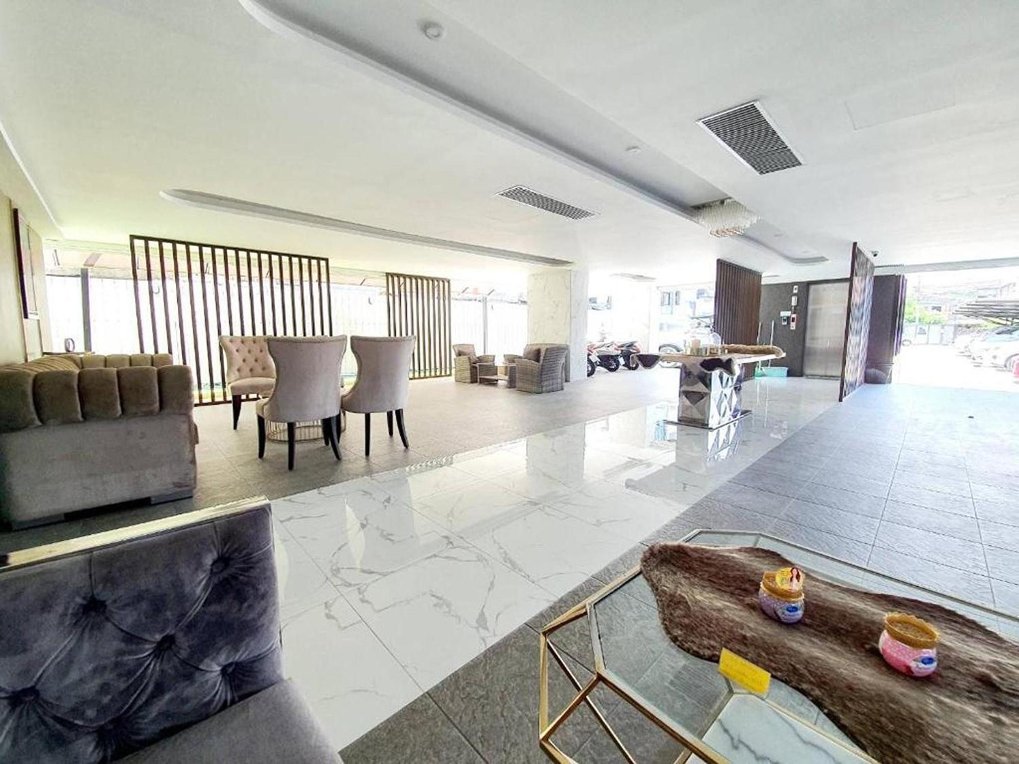 51 Suanplu Residence Bangkok Luaran gambar
